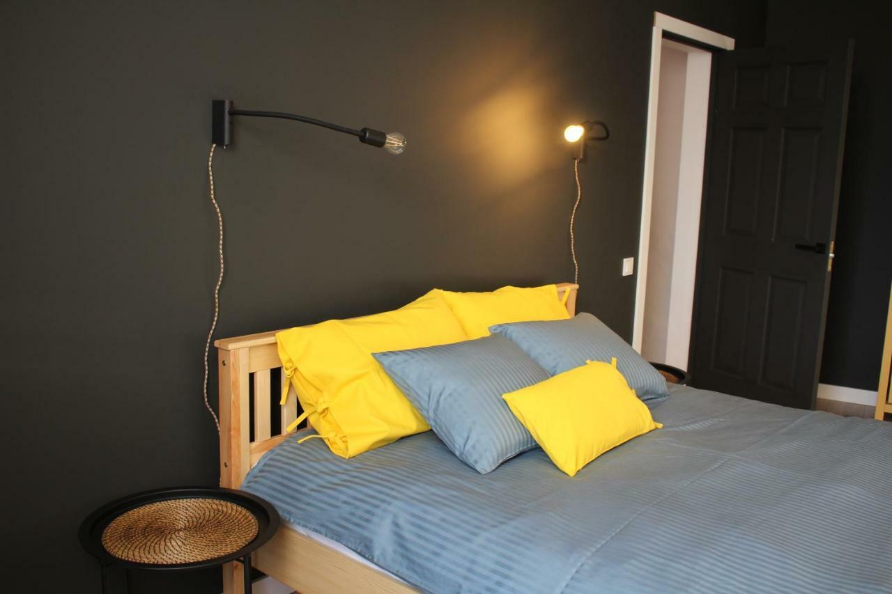 Simple & Elegant Apartment Лиепая Экстерьер фото